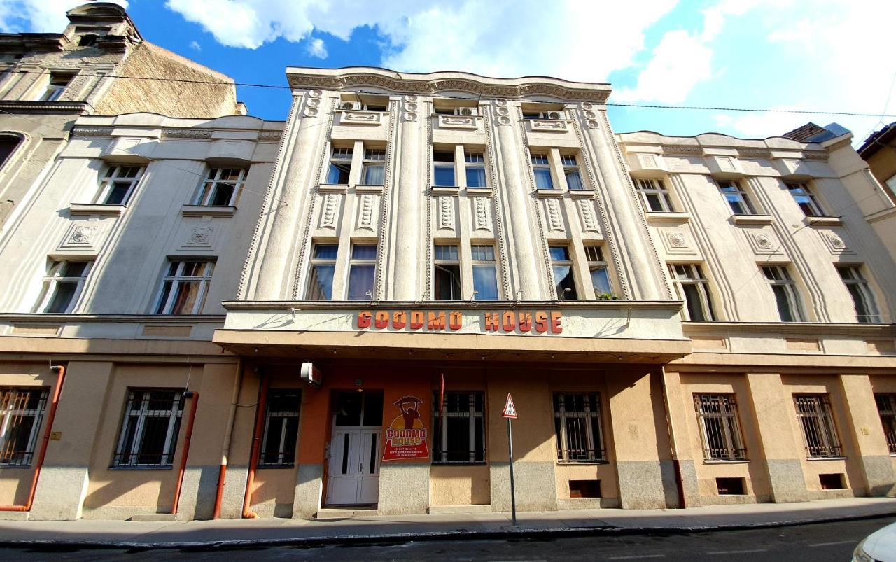 Хостел Goodmo House Будапешт Экстерьер фото