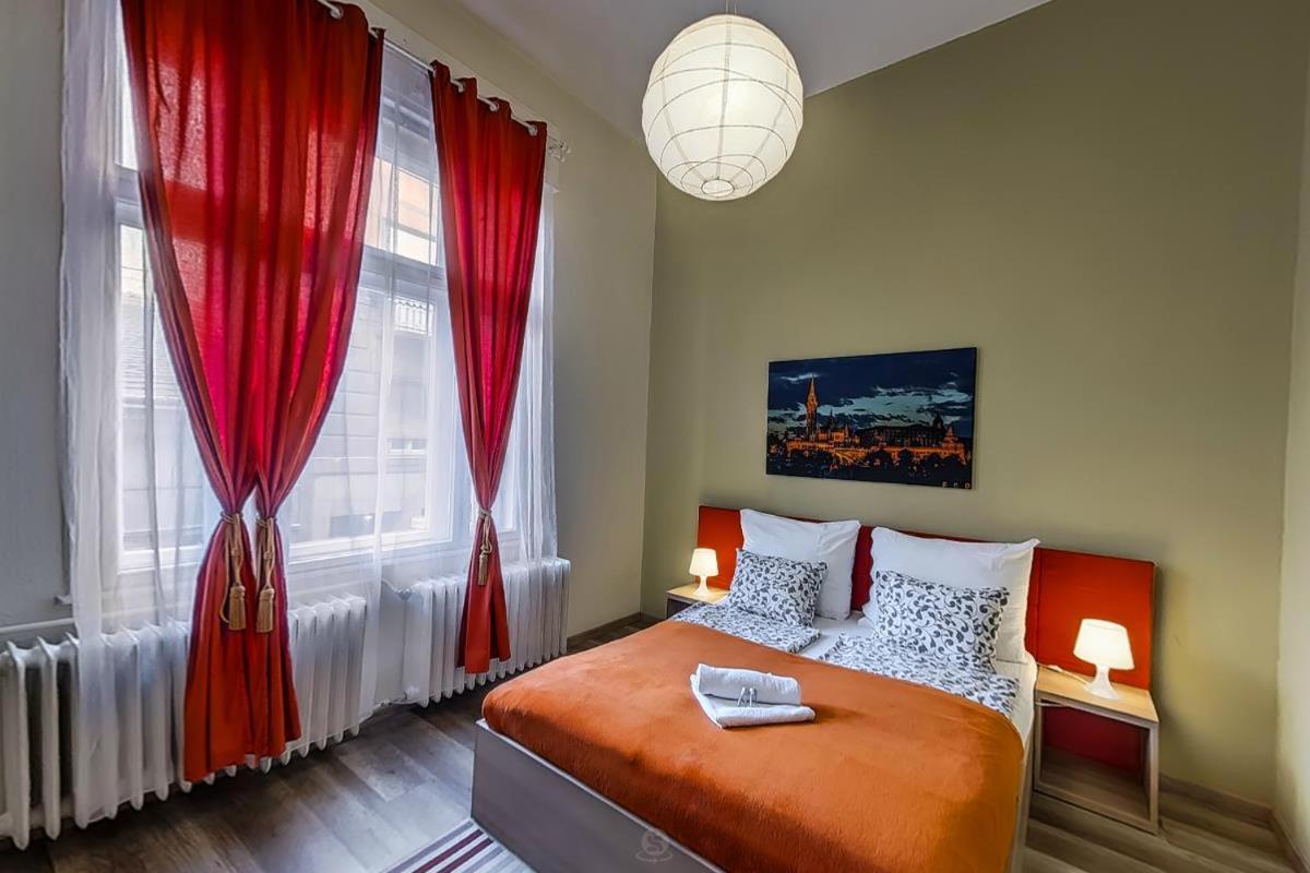Хостел Goodmo House Будапешт Экстерьер фото